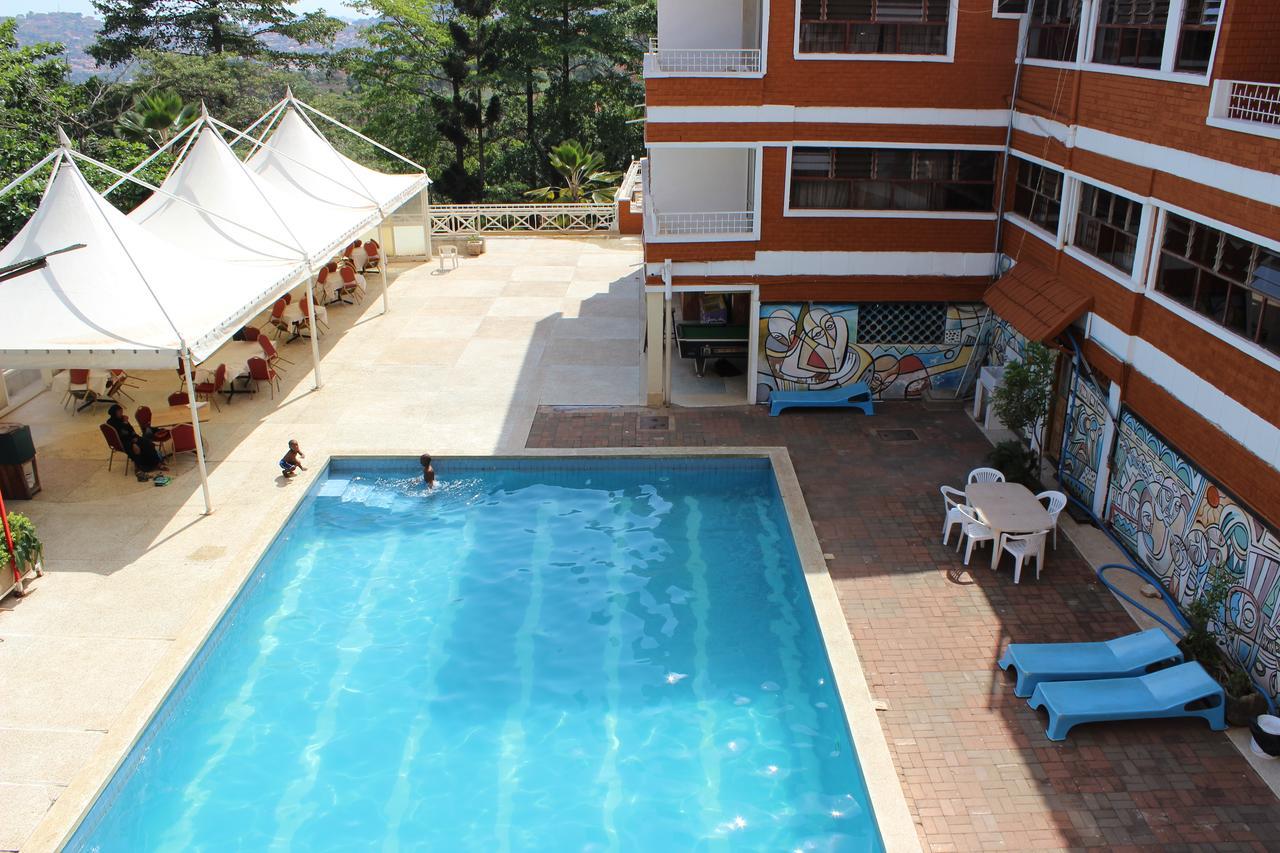 International 2000 Hotel Kampala Eksteriør billede